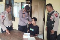 Pemuda diduga ODGJ diamankan Polres Kebumen setelah mengamuk.