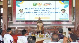 Bupati Kebumen, Lilis Nuryani membuka Rapat Kerja Kabupaten (Rakerkab) KONI Kebumen 2025.