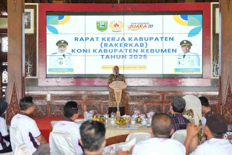 Bupati Kebumen, Lilis Nuryani membuka Rapat Kerja Kabupaten (Rakerkab) KONI Kebumen 2025.
