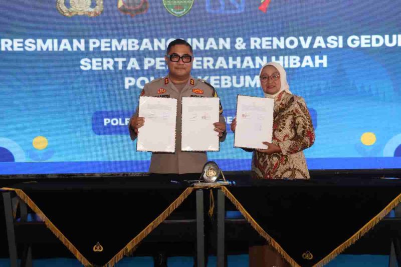 Polres Kebumen meresmikan sejumlah gedung dan fasilitas baru sebagai bagian dari upaya memperkuat pelayanan publik yang ramah dan modern.