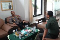 Kapolres Kebumen yang baru, AKBP I Putu Bagus Krisna Purnama bersilaturrahmi ke Markas Kodim 0809 Kebumen.