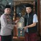 Polres Kebumen menyalurkan bantuan berupa sajadah dan Al-Qur’an dari Kapolda Jawa Tengah kepada sejumlah masjid dan lembaga keagamaan di wilayah Kabupaten Kebumen.
