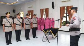 Upacara serah terima jabatan (sertijab) dan pelantikan sejumlah perwira ini digelar di Gedung Tribrata Polres Kebumen pada Sabtu (28/02/2026).