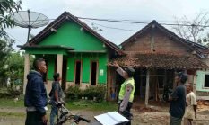 Dua Pekerja Tersengat Listrik Saat Memperbaiki Atap Rumah di Kebumen
