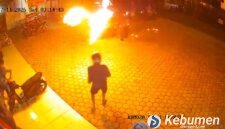 Kasus pelemparan diduga bom molotov di agen ekspedisi J&T di Karangsambung, Kebumen.