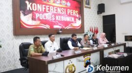 Pers rilis kasus penganiayaan pelajar SMK Kebumen di Mapolres setempat.